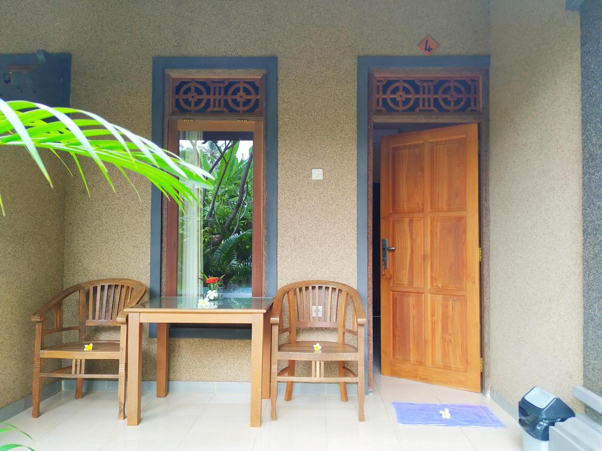 Asih Homestay Пемутеран Экстерьер фото