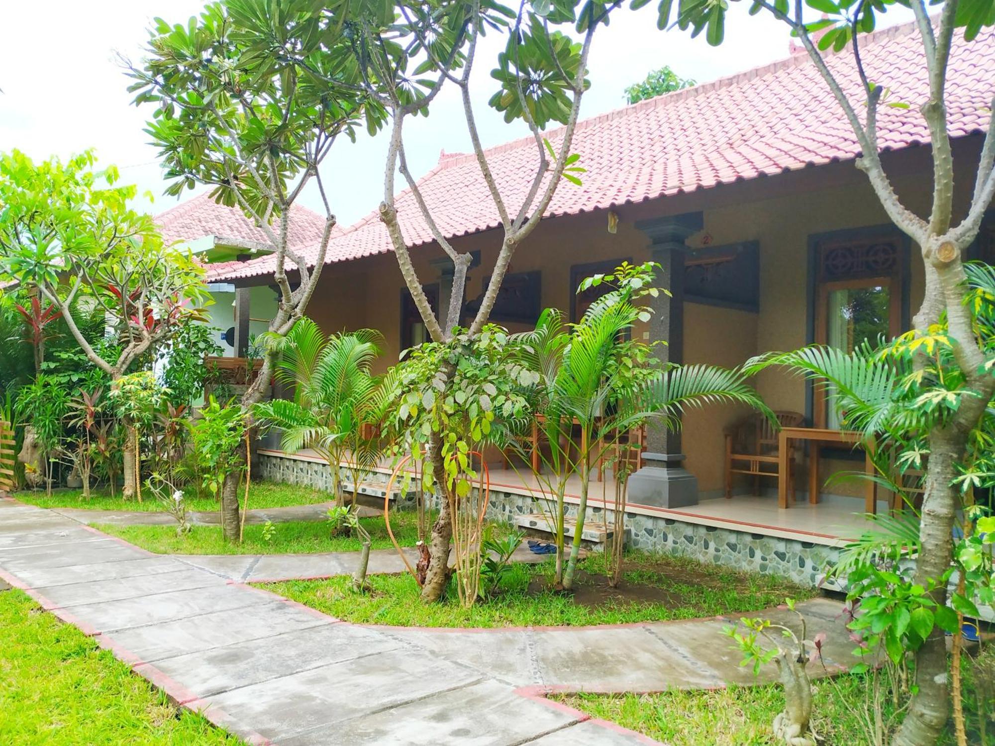 Asih Homestay Пемутеран Экстерьер фото